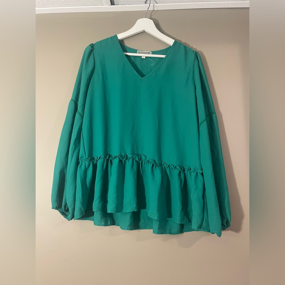 Pleione | Green Ruffle Hem Peplum Blouse | Size Medium